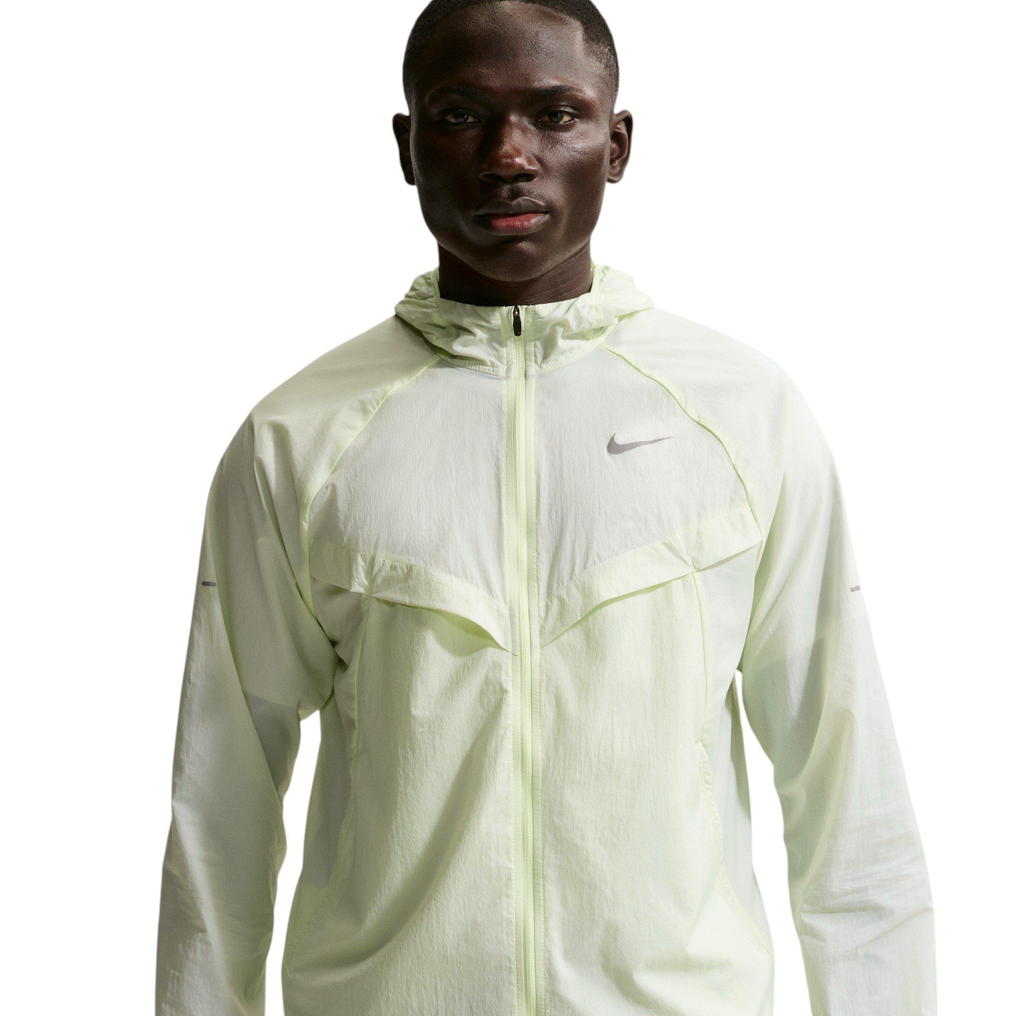 Nike Men's Stride Repel UV Running Jacket - Yellow - YELLOW